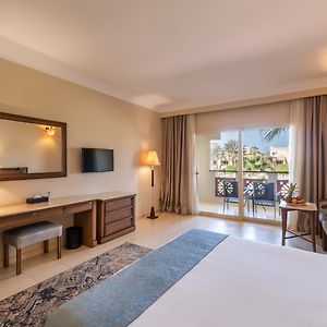Grand Club Room Sea View